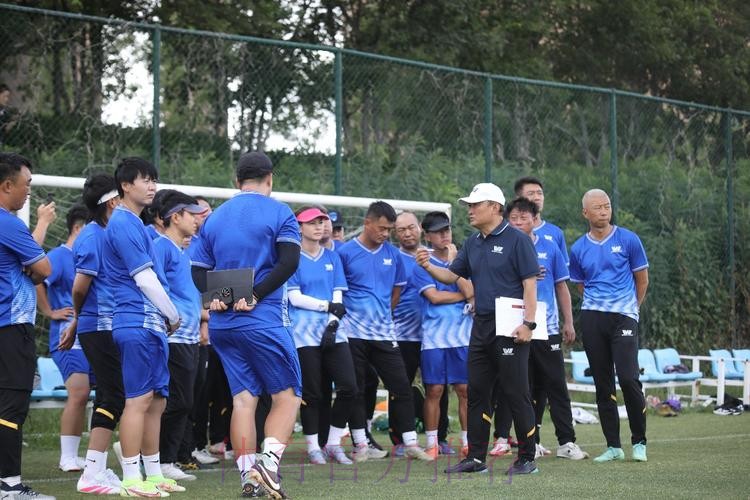 中国足协2025年第四期女足教练员技能提升培训班顺利结束